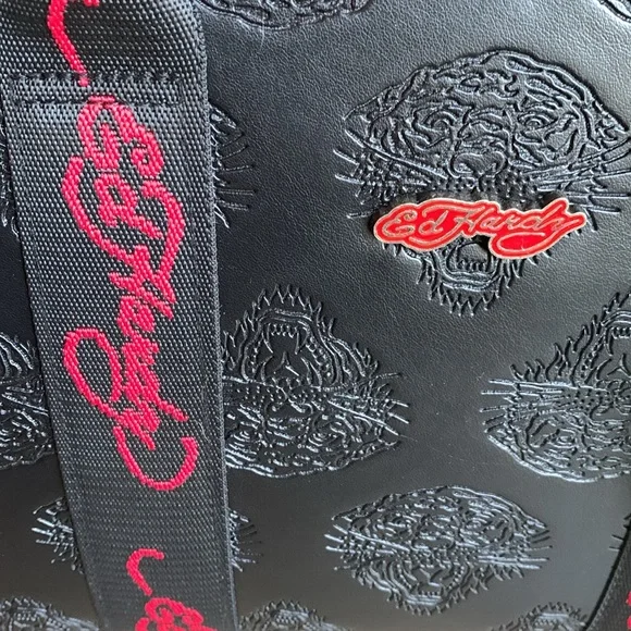 Ed Hardy Black and Red Embossed Satchel with matching wristlet set - Picture 9 of 9